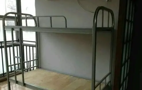 高价回收超市仓储货架超市货架果蔬架珠宝柜上下铁床办公家具 高价回收超市仓储货架超市货架果蔬架珠宝柜上下铁床办公家具